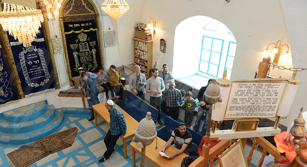Synagogues Around Israel